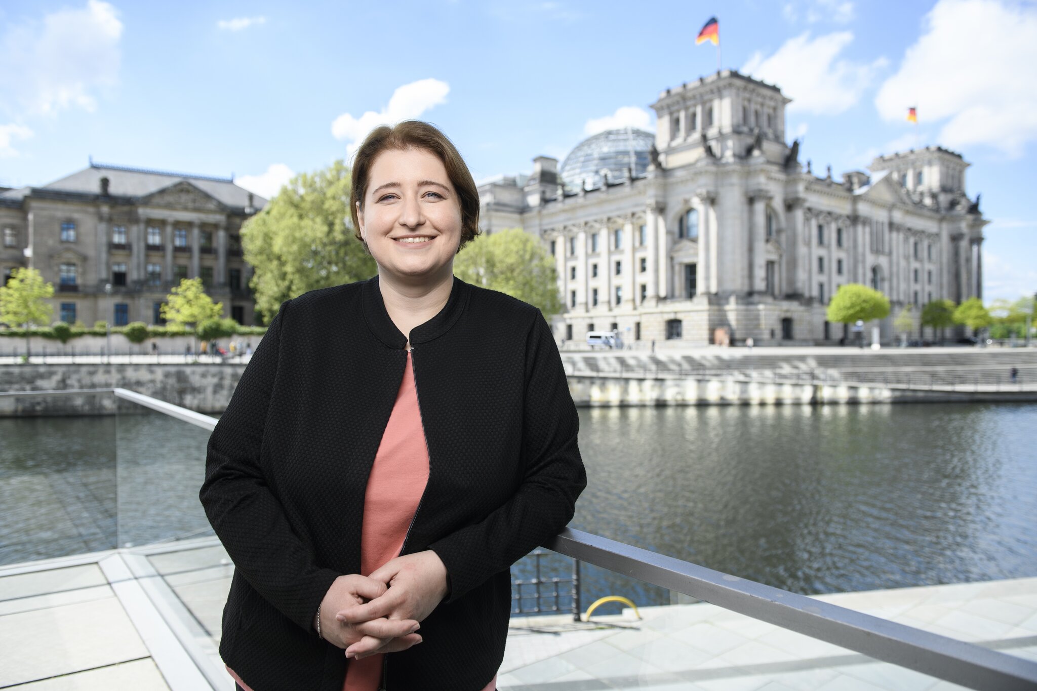 Bettina Lugk unterstützt den Welttag des Buches mit Vorleseaktion im