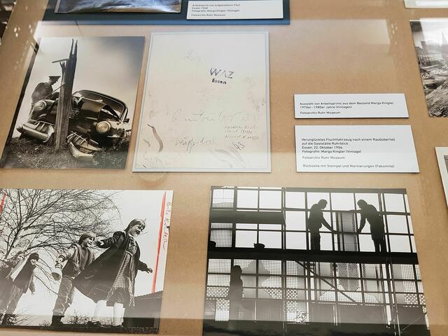 Lokaltermine bedeuteten unterschiedliche Themen und Motive. Blick in die Ausstellung "Unterwegs mit Marga Kingler - Pressefotografin im Ruhrgebiet"