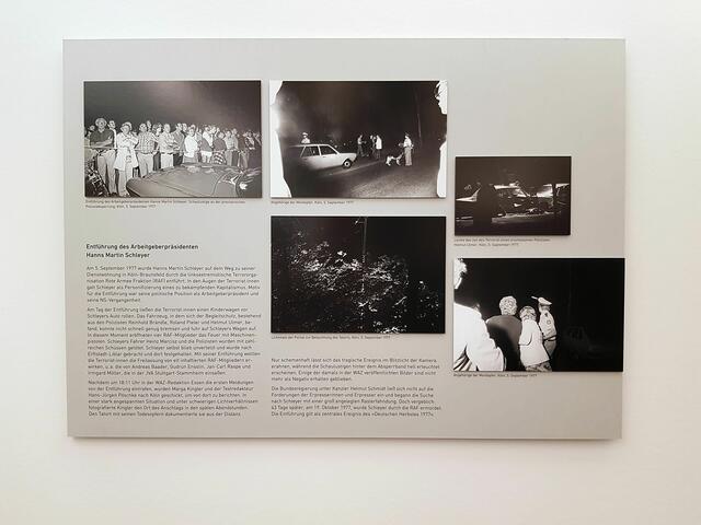 Fotoreportage über die Entführung des Arbeitgeberpräsidenten Hanns Martin Schleyer. Blick in die Ausstellung "Unterwegs mit Marga Kingler - Pressefotografin im Ruhrgebiet"