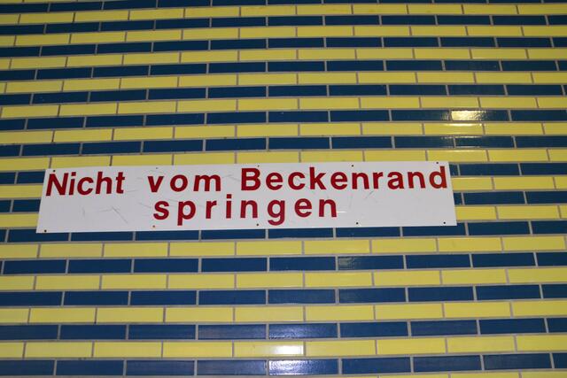 Auch dieses Schild fand später einen neuen Besitzer.