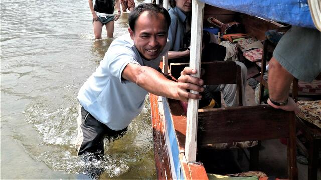 Auch der Käpten muss schieben