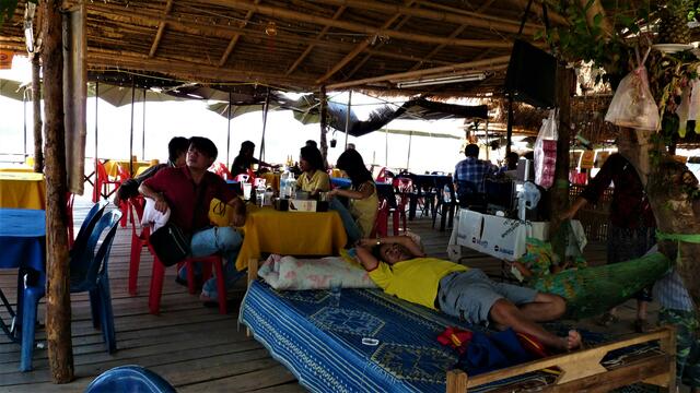 Restaurant am Mekongufer 