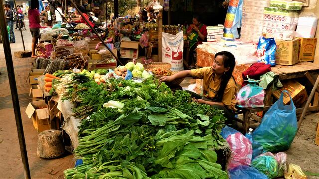 Gemüsemarkt in Luang 