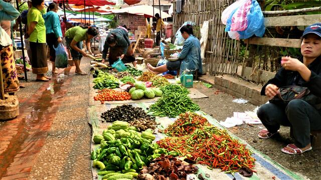 Gemüsemarkt in Luang 
