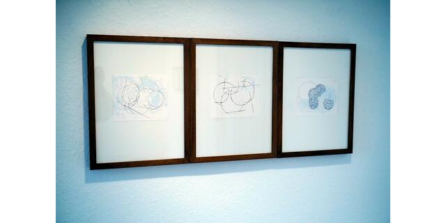 Titel: O.T.  von Bildhauer Carlos Granger

Foto aus Artikel im Lokalkompass: „Bildhauer: abstrakte Plastiken. Neue Ausstellung im Kunstverein Villa Wessel in Iserlohn von Bildhauer Carlos Granger und Tim Scott.“