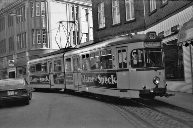 Die Straßenbahn Linie 306 auf der Lothringer Straße - Foto vom 18.02.1980 | Foto: Ludwig Schönefeld