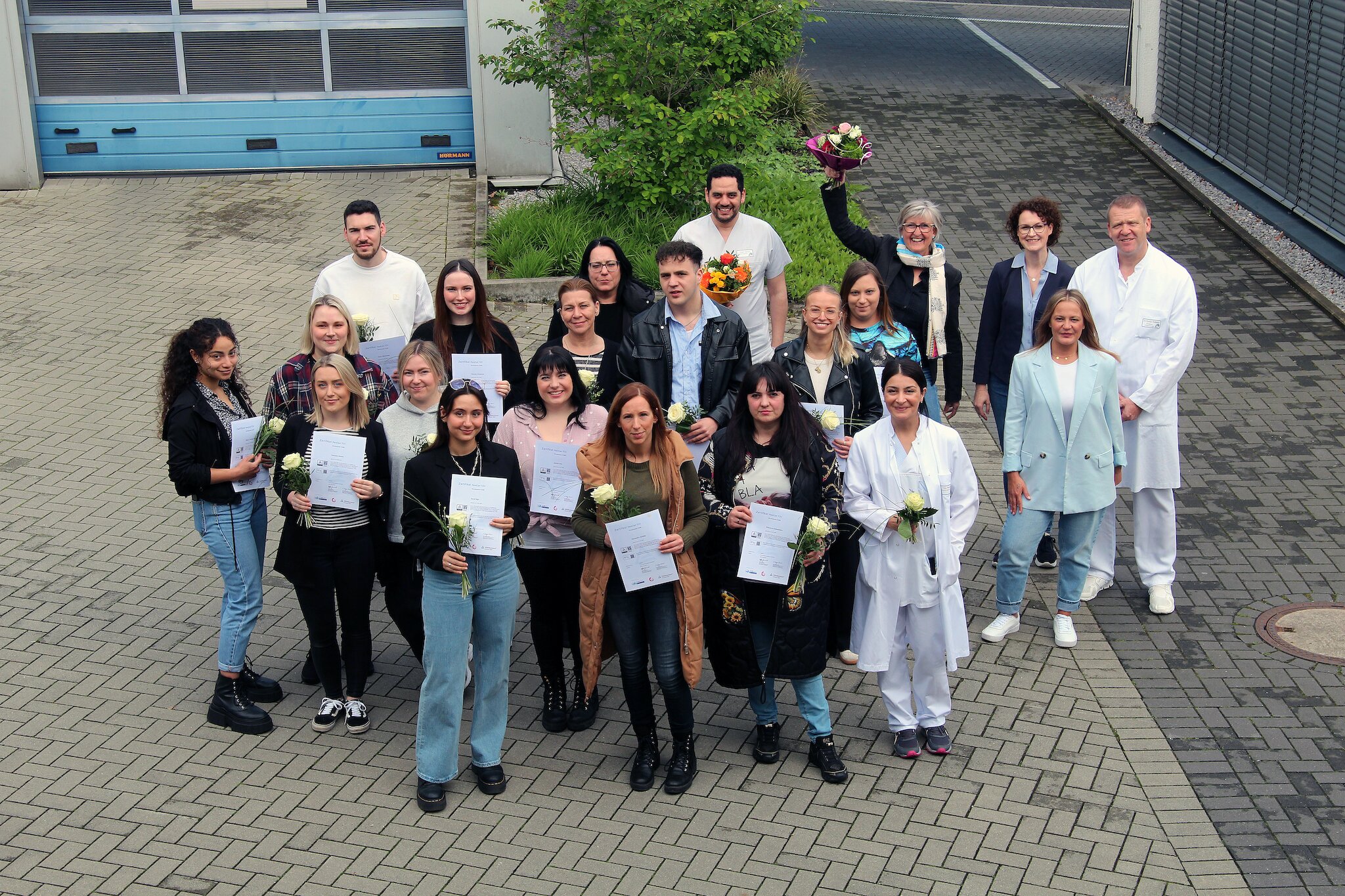EvKHG Herne CastropRauxel gratuliert Glückwünsche und Blumen für 19