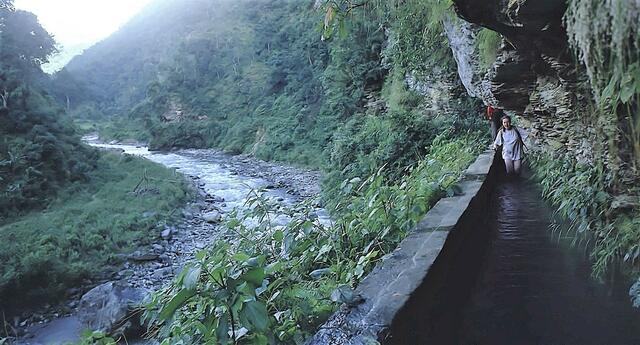 Durch die Wasserrinne 