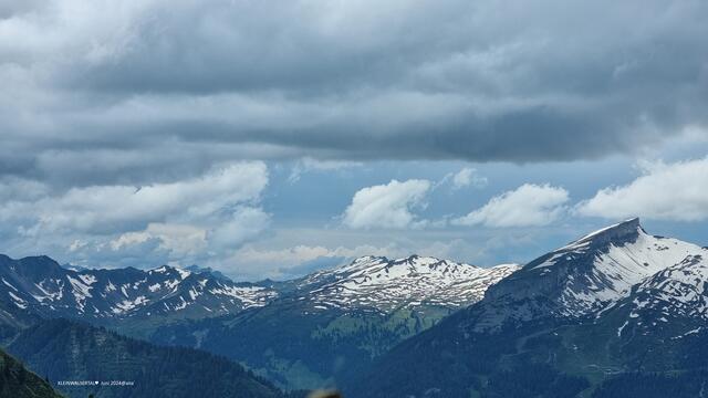 WEIß!!!!!!!!!!!!!!!!