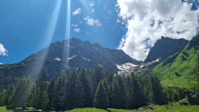 SONNE!
Here comes the SUN♥

2024@ana´