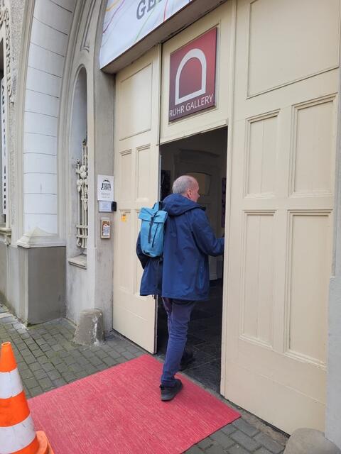 Roter Teppich für die Mitgliederversammlung ausgerollt in der Ruhrstraße 3  | Foto: Villa Artis, Ruhrstr. 3