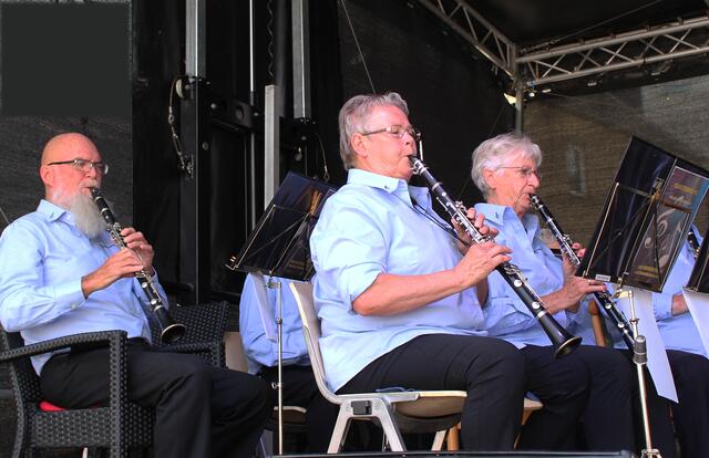 Seniorentag in der Kreisstadt Unna 2024 -Duinstedenkapel aus der Partnerstadt  Waalwijk | Foto: © Jürgen Thoms  