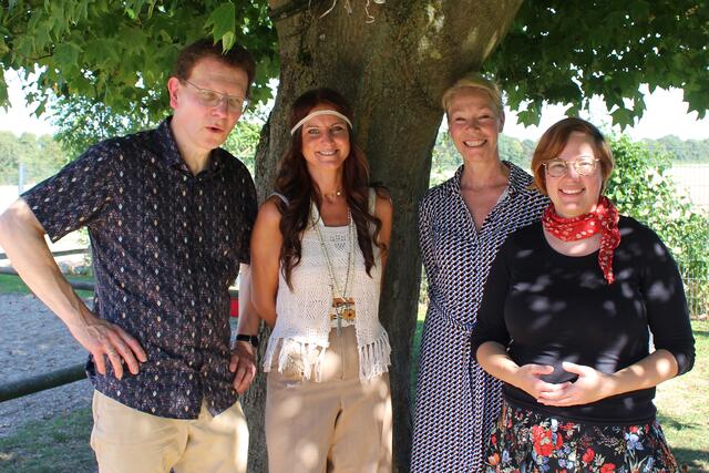 Pfarrer Jürgen Eckelsbach, Einrichtungsleiterin Inga Wittky, Fachberaterin  und  Leiterin vom Referat für Kindertagesstätten im Ev. Kirchenkreis Unna Sandra Niggemeier und   Pfarrerin Kristin Busch-Zimmermann  | Foto: © Jürgen Thoms 