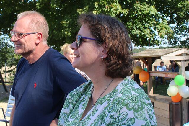 Pfarrer Detlev Main und  Presbyterin Christiane Kuchler von der Friedenskirche | Foto: © Jürgen Thoms 