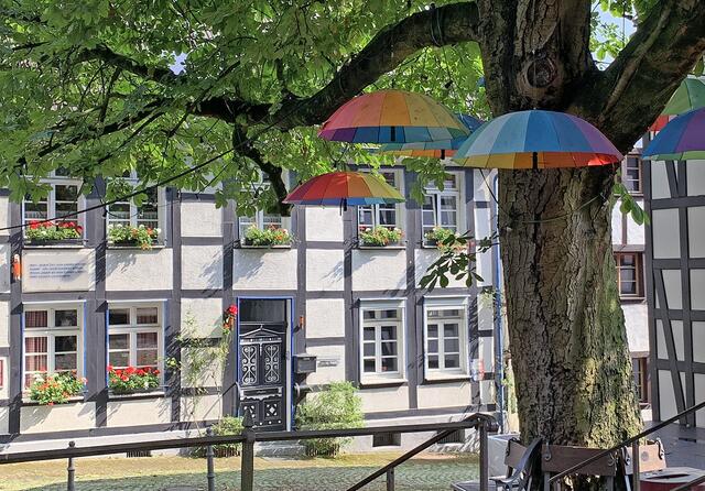 Bunt gemixt aus Besuchen des 3.  Quartals 2024  in der Innenstadt von Unna - Das Buhre Haus | Foto: © Jürgen Thoms 