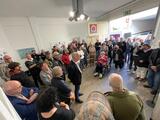 Andrang bei der Ausstellungseröffnung in der Villa Artis "BEGEGNUNGEN OBERHAUSEN" am 6. Oktober 2024 | Foto: Mülheimer Kunstverein KKRR
