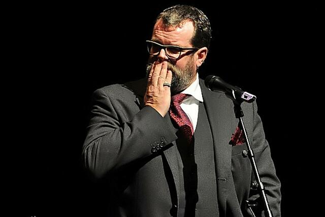 Den Auftakt ins Weihnachtsprogramm machen am Dienstag, 10. Dezember, Jochen Malmsheimer, Herr Rössler und sein Tiffany Ensemble mit ihrem musikalischen Abend "Jauchzet, Frohlocket!". 