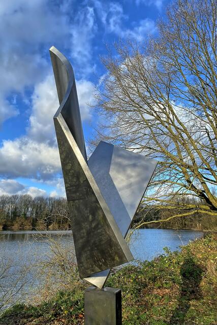 Will Brüll: Große Flügelform: NIKE. Eine noch größere Fassung des Motivs schuf Brüll 1984-86 für die Stiftung der "Berlinische Leben" in Wiesbaden. | Foto: ©Margot Klütsch