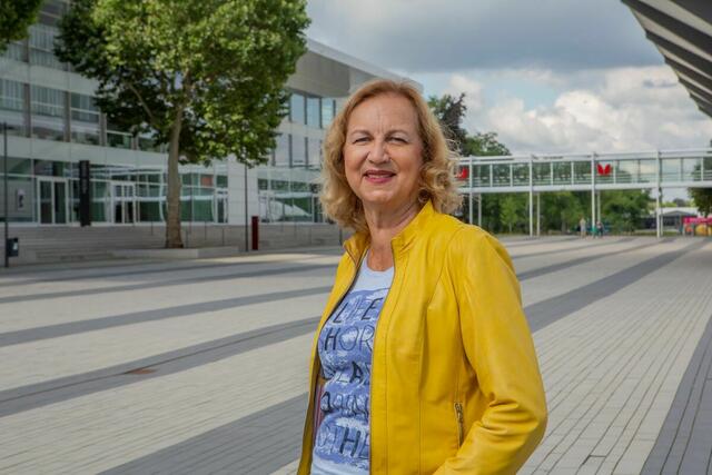 Ratsfrau Petra Hermann ist schulpolitische Sprecherin für die FDP-Fraktion