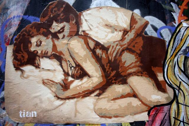 SOME CALL IT LOVE
by TIAN
Hackesche Höfe Berlin
Photographed by BRONC054
Slg Hasalaha | Foto: Fotorechte by TIAN, Bronco54 und Fotoarchiv