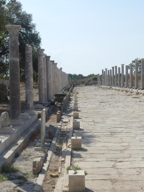 
Blick auf die Kolonnadenstraße