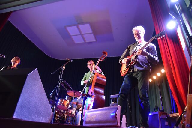Tom Schaffert von der Elville Blues Band/Guitar, Saal Löwer, Haßloch | Foto: FotoArchiv Merkel und Merkel