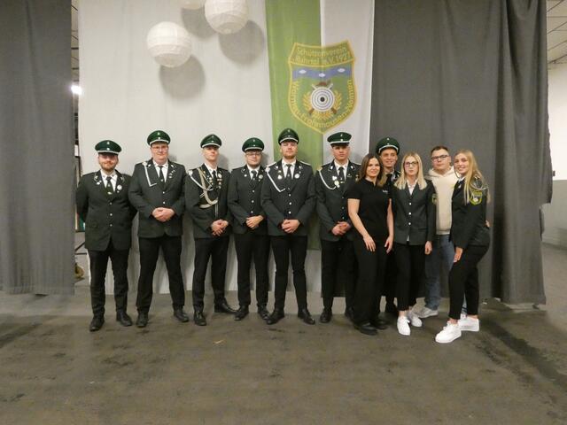 einige des Jugendclubs