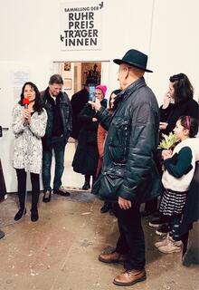 Eröffnungsrede von Viktoriia Solohubova zur Schau "EINTAUCHEN" in der Ruhr Gallery | Foto: Jürgen Brinkmann