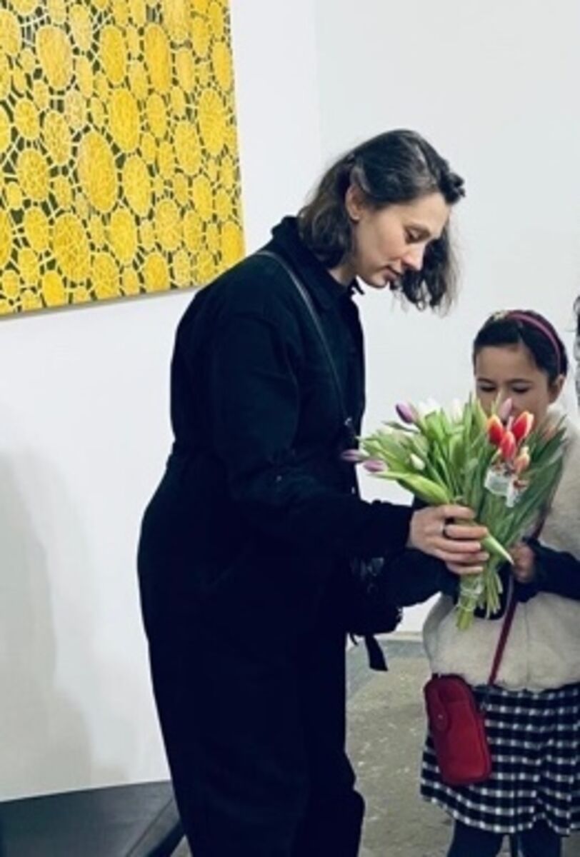 Künstlerin Oksana Kuznetsova bei der Vernissage "EINTAUCHEN" in der Ruhr Gallery Mülheim | Foto: Mülheimer Kunstverein und Kunstförderverein KKRR