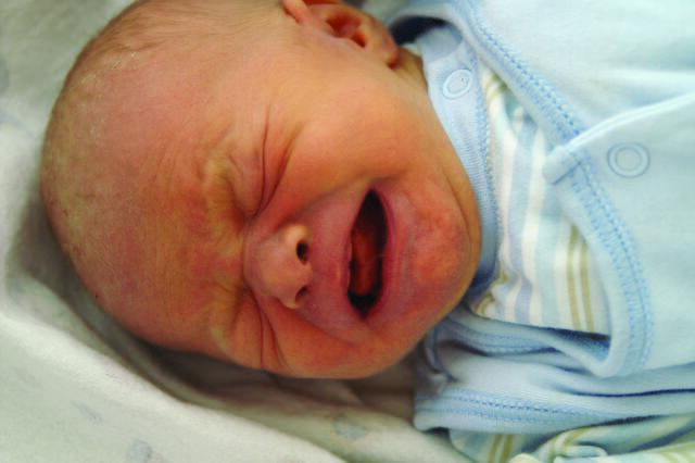 Tipps zum guten Babyschlaf gibt es im Online-Workshop. | Foto: Erich Kasten / pixelio