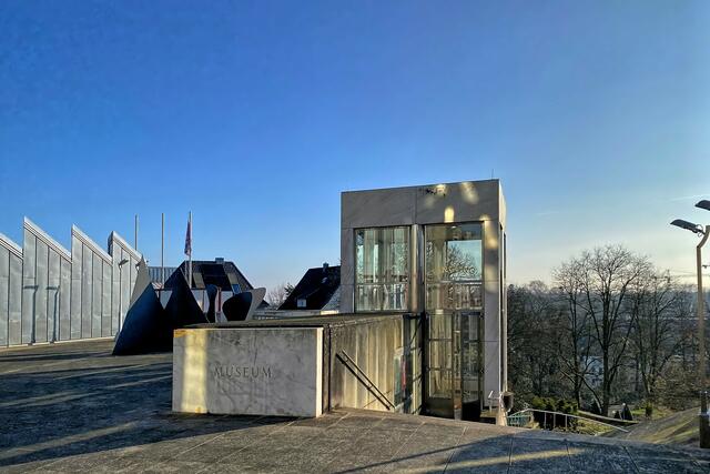 Der Turm ("Tempel") auf der Dachterrasse ist der Eingang zum Museum.  | Foto: ©Margot Klütsch