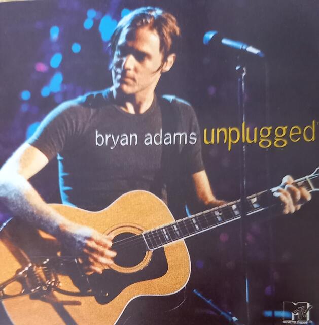Bryan Adams
canadischer Superstar, Wembley 100 000,siehe Youtube
Cd-Hülle | Foto: badman liimited/a&amp;m records