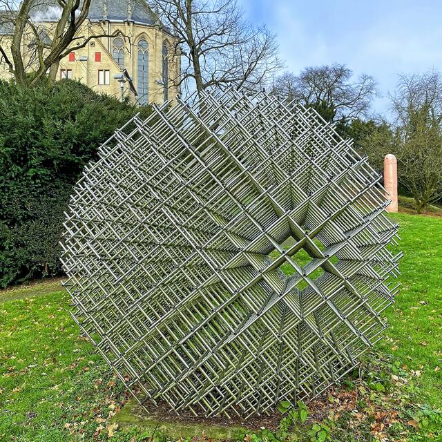 Francois Morellet: Sphère-Trames (1962/76): Die Quadratur des Kreises | Foto: ©Margot Klütsch