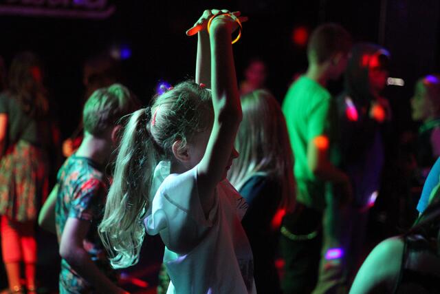Das Bild stammt von einer früheren Kinder-Disco des Buchholzer Jugendzentrums Arlberger.
Foto: www.trinitatis-duisburg.de
