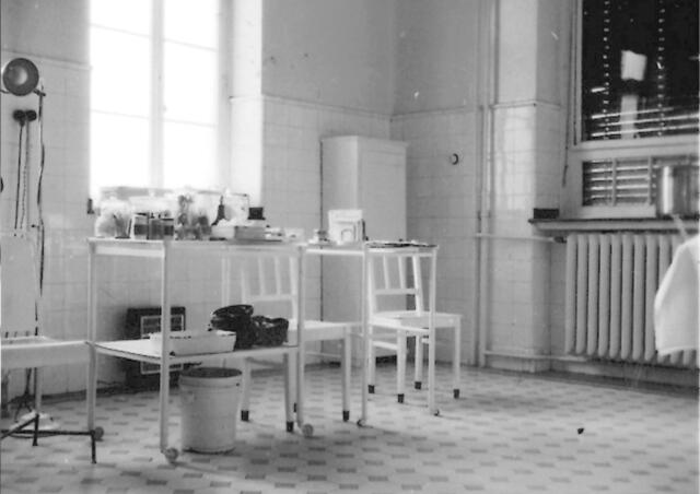 Die Ausstellung zeigt viele historische Ansichten aus der Krankenhaus Geschichte.  | Foto: Philippusstift Essen