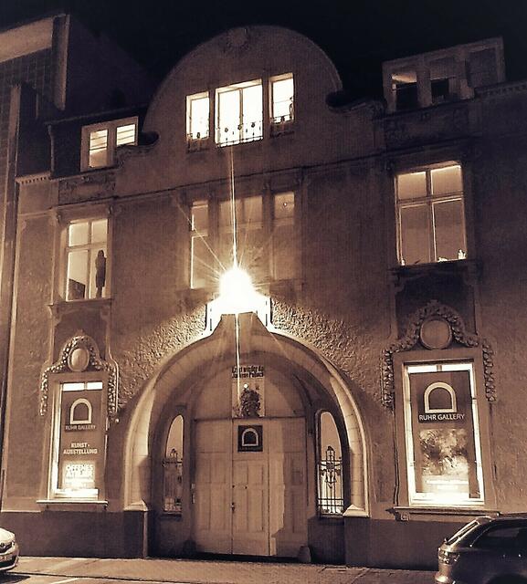Ort der Workshops ist die VILLA ARTIS in der Ruhrstr. 3 / Ecke Delle  - ÖPNV: "Stadtmitte-MH"  /  NAVI: "Delle 54"
mit dem privaten Kunstmuseum Mülheim MMKM - Museum Moderne Kunst Mülheim | Foto: Mülheimer Kunstverein und Kunstförderverein KKRR