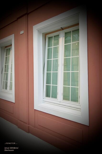 FENSTER!
Hinein und vor allem auch mal´hinaus´Schauen!!!!!!!!!