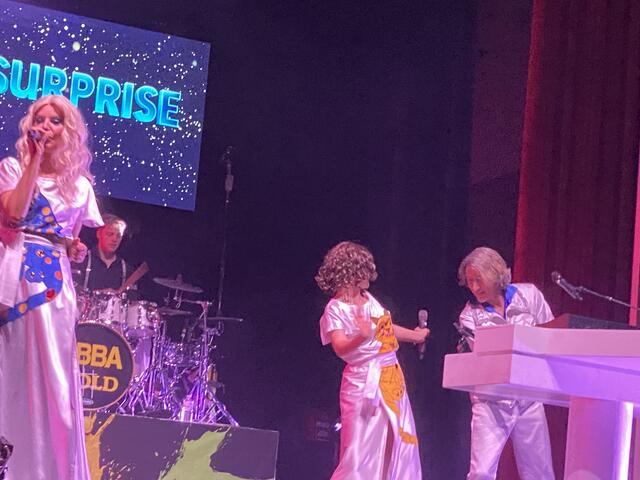 Die Katzen immer noch modisch | Foto: umbehaue