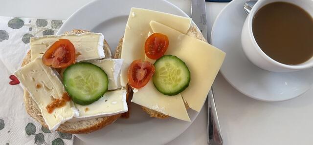 Frühstück im Kirchencafe