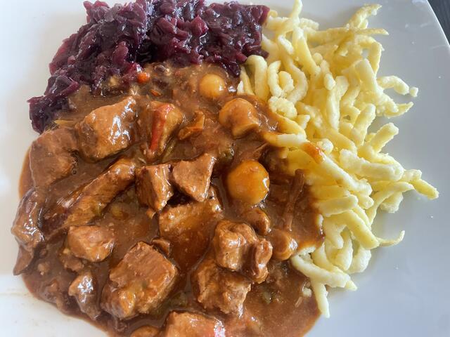 Essen im Cafe Frau Heye