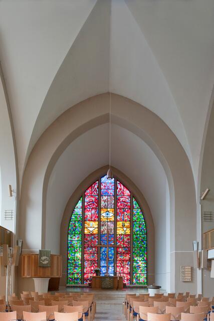 In der Gnadenkirche in Wanheimerort findet am 23. März die Jubiläumskonfirmation der Rheingemeinde statt, der der man sich jetzt noch anmelden kann.
Foto: Tanja Pickartz
