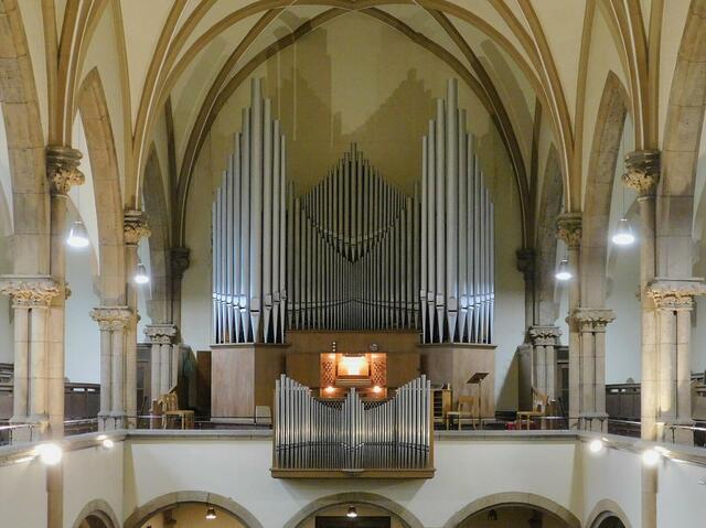 Das Foto zeigt die Orgel der Hochfelder Pauluskirche.
Foto: Volker Nies

