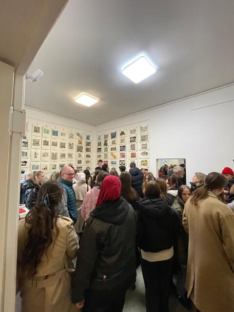 Begeisterung am eigenen Kunstwerk - TAG DER DRUCKKUNST 2025 IN DER STADT MÜLHEIM | Foto: Mülheimer Kunstverein und Kunstförderverein KKRR