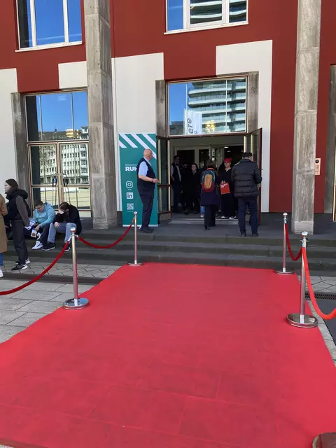 Eintritt ins neue Leben | Foto: Umbehaue