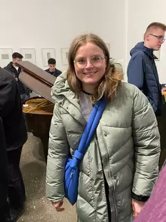 Die 2. Bürgermeisterin der Stadt Mülheim Ann-Kathrin Allekotte leitet den Kulturausschuss der Ruhrtalstadt - hier in der Ruhr Gallery bei der Eröffnung des "TAGES DER DRUCKKUNST 2025 in der Ruhrtalstadt Mülheim" | Foto: Mülheimer Kunstverein KKRR