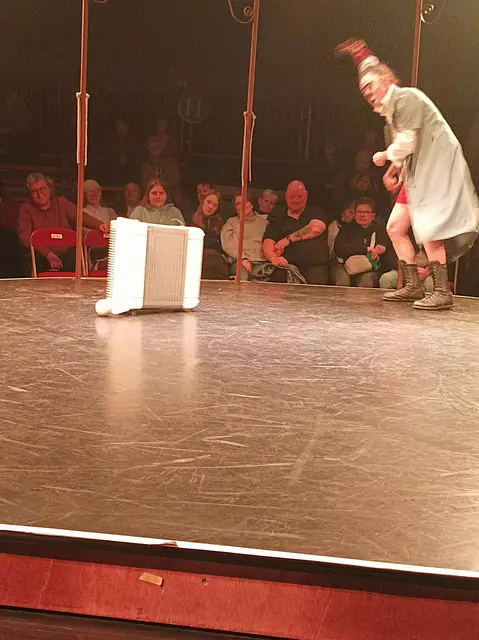 Noémie Pichereau
Clownin
seit 2023 mit dabei
wir erlebten sie auch
im Program "Paraiso"