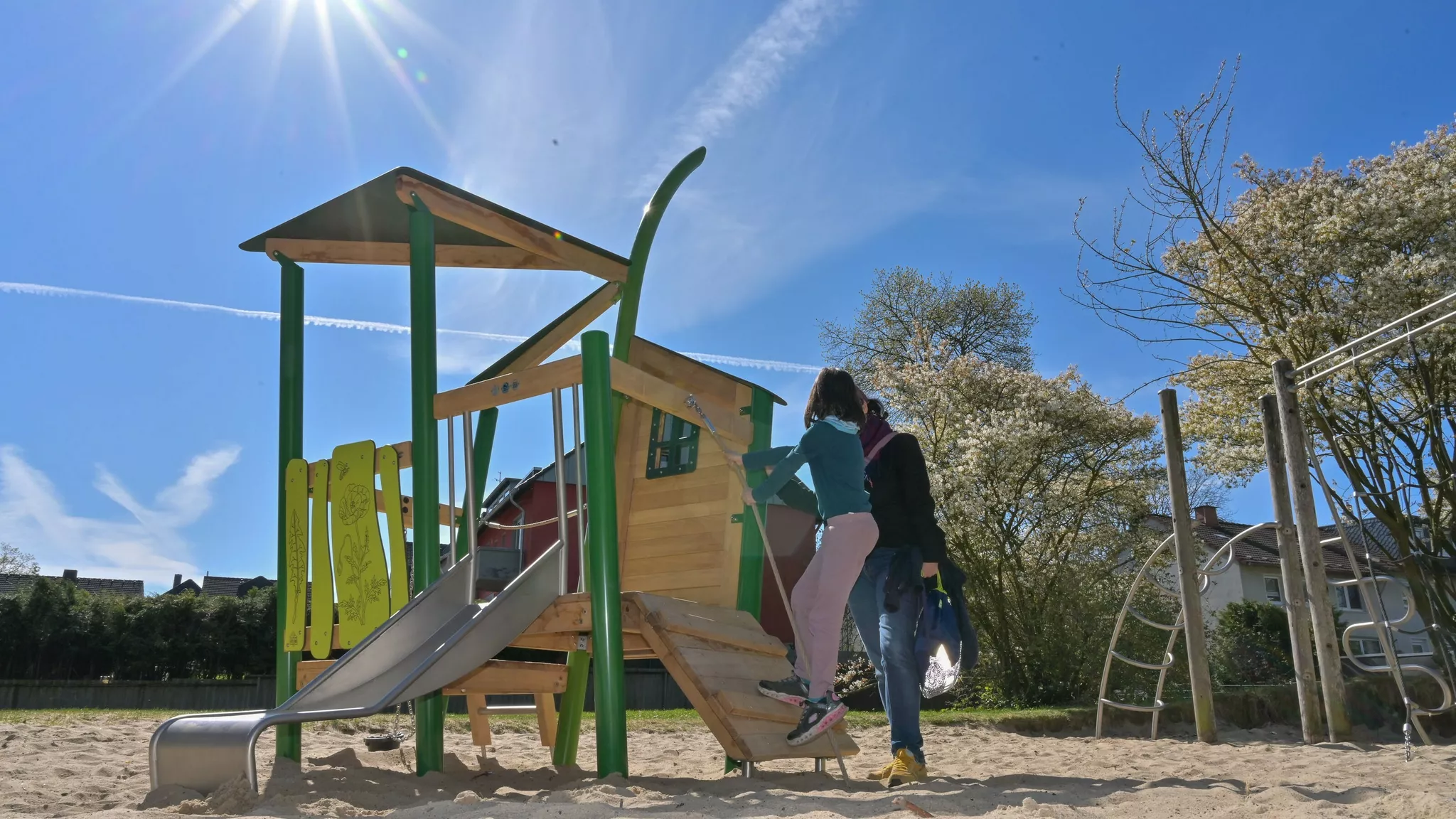 Bauhaus Bochum Harpen Castroper Hellweg Bochum Umgestaltung: Kinderspielplatz Castroper Hellweg fertiggestellt - Bochum