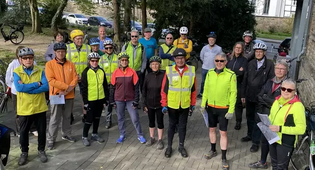 Anlässlich des 80. Jahrestages des Endes des Zweiten Weltkriegs in Hattingen (15./16. April 1945) veranstaltete der ADFC Hattingen / Sprockhövel eine bewegende Gedenkradtour. | Foto: Bernd Lauenroth