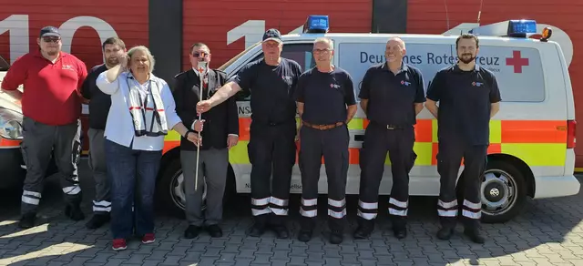 Übergabe der Fackel DRK Wattenscheid an DRK Gladbeck am 30.04.2025.  | Foto: DRK Gladbeck