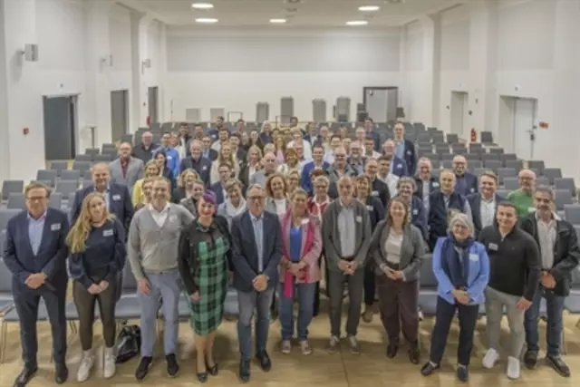 15 Unternehmen aus dem Kreis Recklinghausen wurden in der Dattelner Stadthalle im Rahmen von Ökoprofit ausgezeichnet. | Foto: Foto: Kreis Recklinghausen 